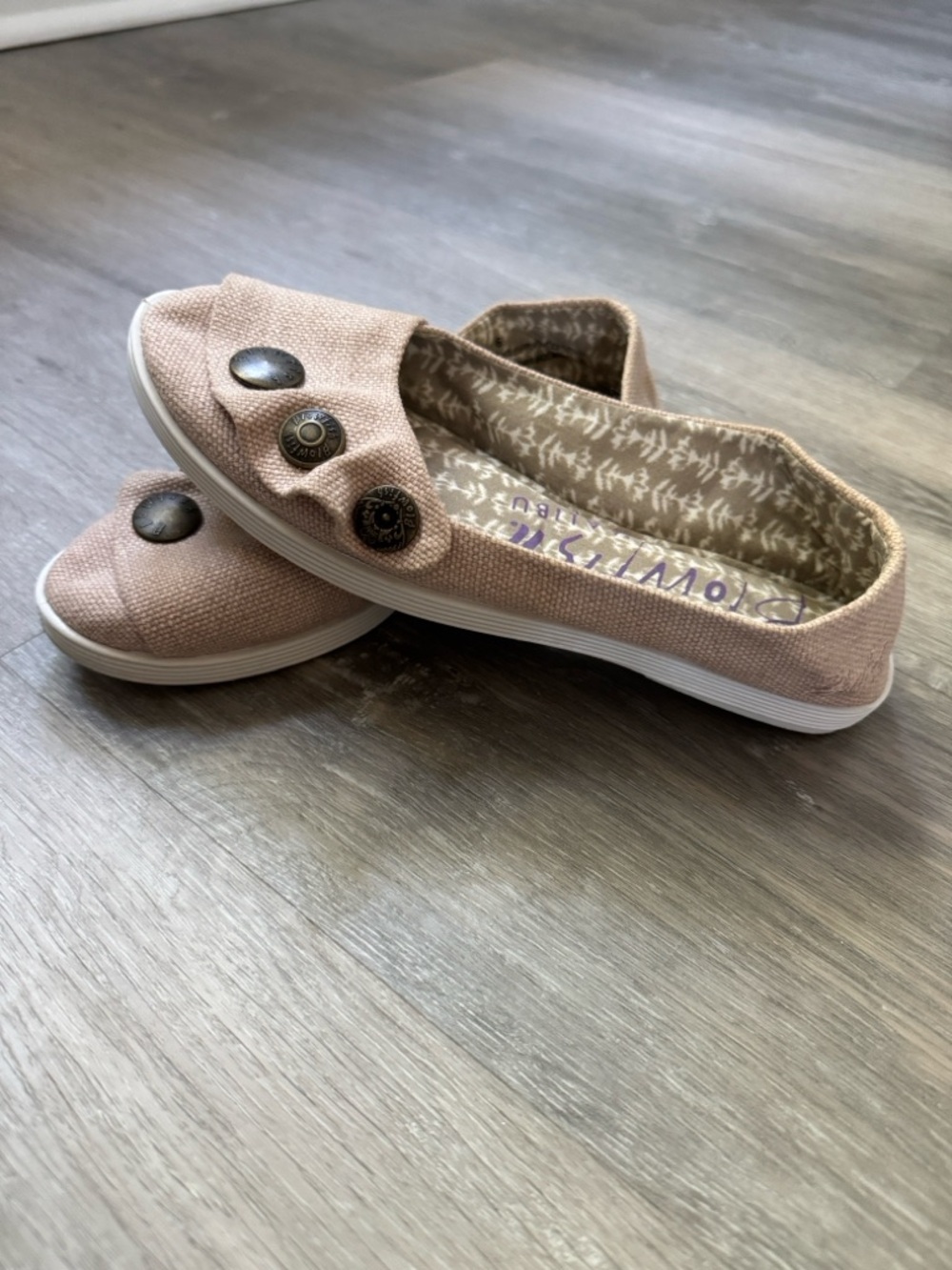 Women’s Blowfish flats
